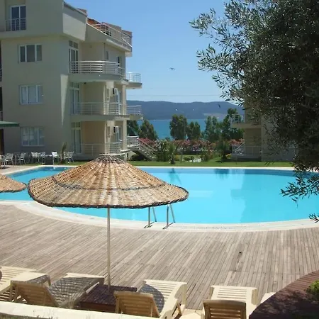White Bay Blocks C-d-e-f Sea & Pool View 1st Floor Ap Apartament